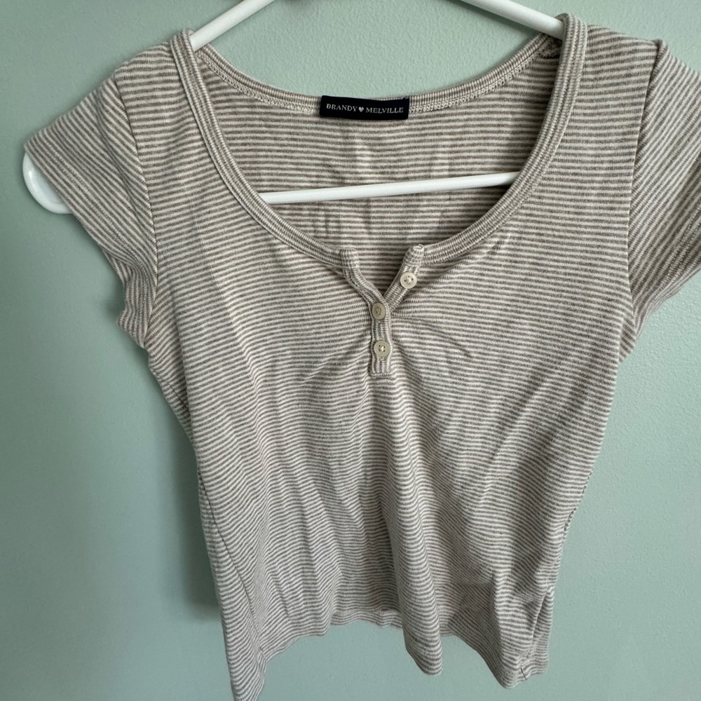 Brandy Melville top